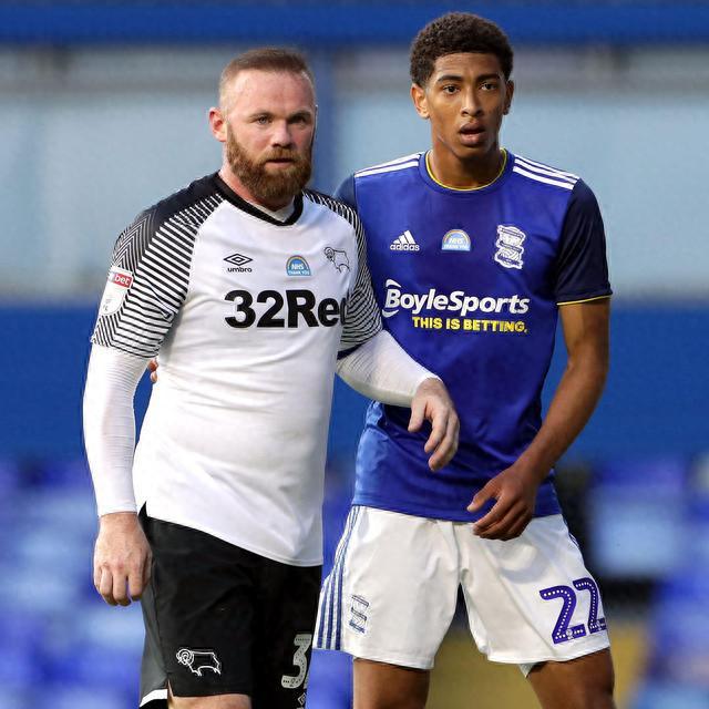 与世界观缝 与世界观缝